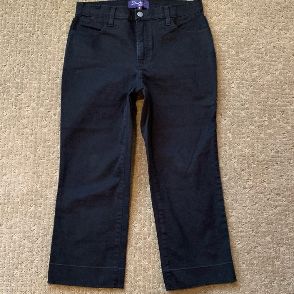 NYDJ lift & tuck crop jean black size 6